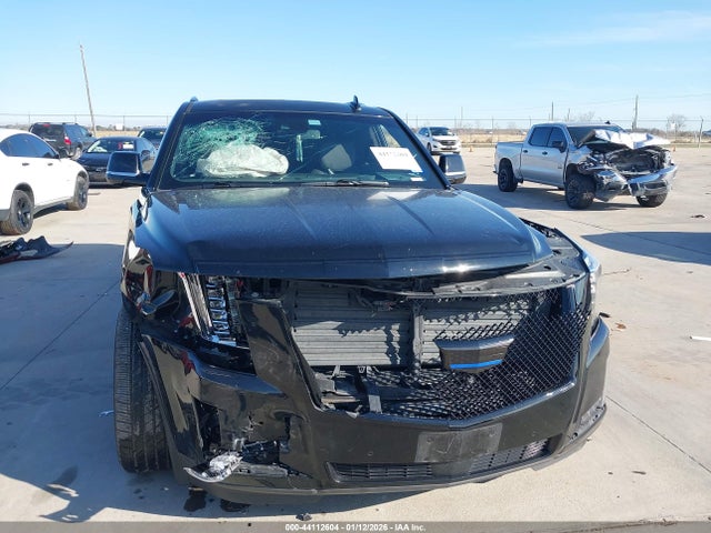 44112604 :رقم المزاد ، 1GYS3KKJ7GR409467 vin ، 2016 Cadillac Escalade Esv Platinum مزاد بيع