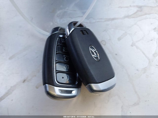 KMHLM4AG9MU209476 Hyundai ELANTRA SEL