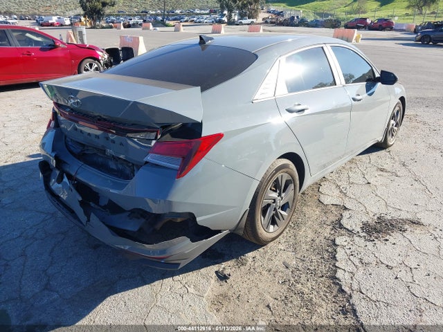 KMHLM4AG9MU209476 Hyundai ELANTRA SEL