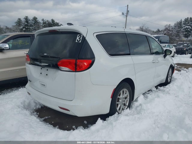 2022 CHRYSLER VOYAGER 2C4RC1CGXNR159778 Photo 3