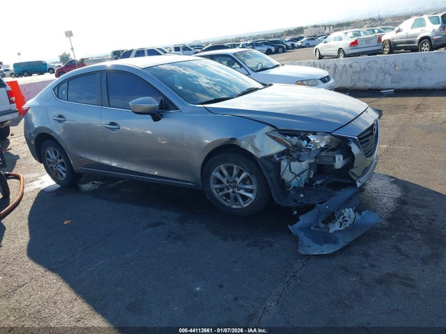 2016 Mazda Mazda3 მანქანა იყიდება აუქციონზე, vin: JM1BM1U7XG1337841, აუქციონის ნომერი: 44112661