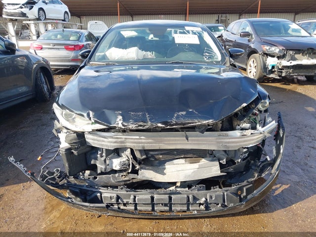 Продажа на аукционе авто 2016 Chrysler 200 C, vin: 1C3CCCCB4GN103877, номер лота: 44112679
