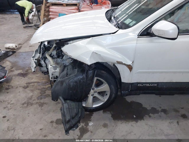 44112687 :رقم المزاد ، 4S4BRBNC1E3315842 vin ، 2014 Subaru Outback 2.5i Limited مزاد بيع