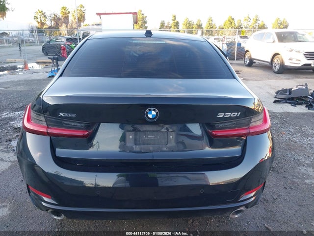 3MW89FF03R8E39647 BMW 330i Xdrive