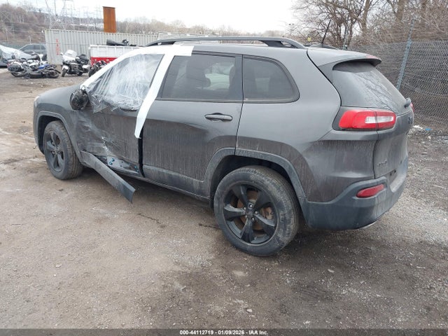 1C4PJMDS4GW327961 Jeep Cherokee High Altitude