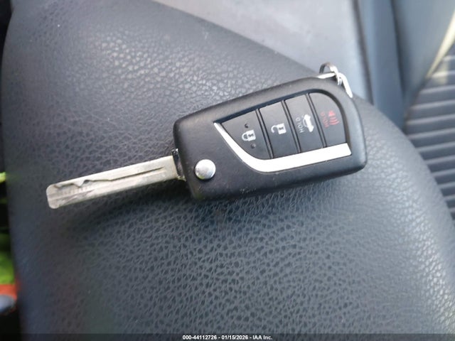 4T1G11BK5PU081902 Toyota Camry Se Awd