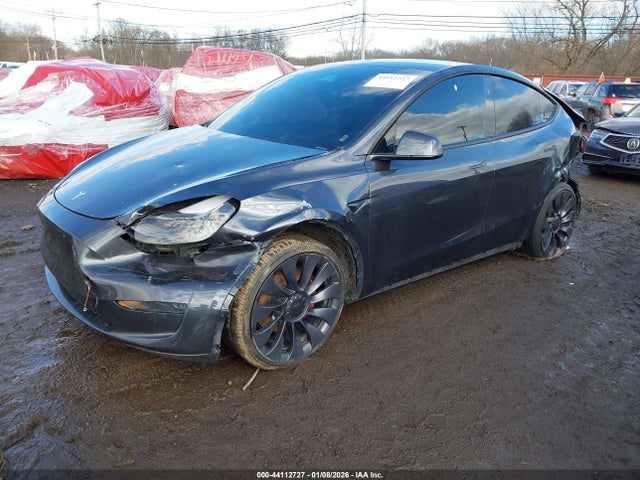 Продажа на аукционе авто 2024 Tesla Model Y Performance Dual Motor All-wheel Drive, vin: 7SAYGDEF7RA277486, номер лота: 44112727