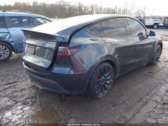 Продажа на аукционе авто 2024 Tesla Model Y Performance Dual Motor All-wheel Drive, vin: 7SAYGDEF7RA277486, номер лота: 44112727