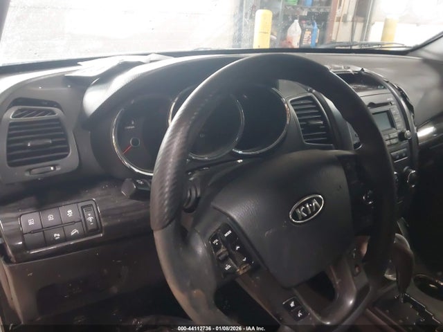 44112736 :رقم المزاد ، 5XYKT4A19BG172376 vin ، 2011 Kia Sorento Lx مزاد بيع