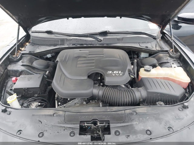 2C3CDXBG9NH176394 Dodge Charger Sxt Rwd