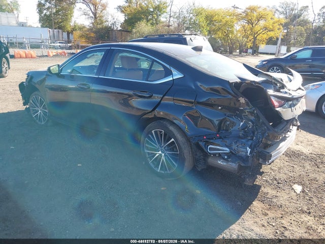 2022 Lexus Es 350 მანქანა იყიდება აუქციონზე, vin: 58ADZ1B12NU111575, აუქციონის ნომერი: 44112772