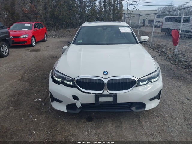 Продажа на аукционе авто 2022 Bmw 330i Xdrive, vin: 3MW5R7J06N8C57029, номер лота: 44112811