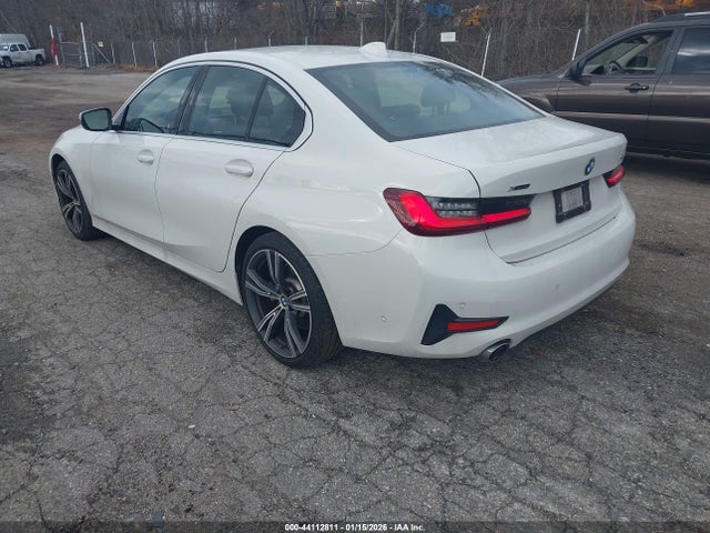 Продажа на аукционе авто 2022 Bmw 330i Xdrive, vin: 3MW5R7J06N8C57029, номер лота: 44112811