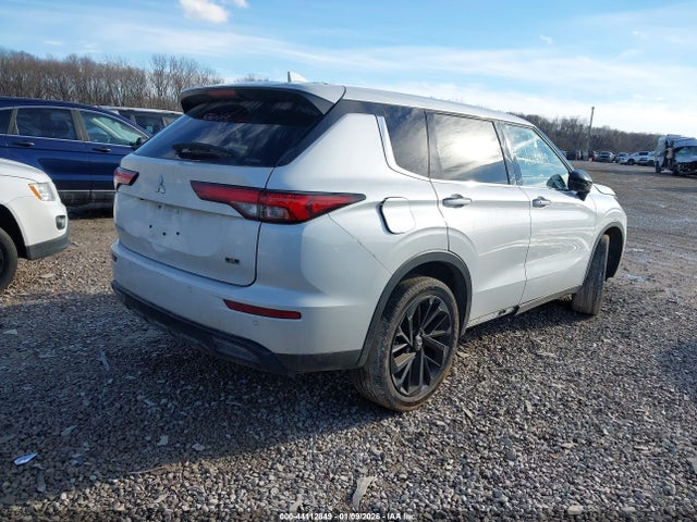 2023 MITSUBISHI OUTLANDER JA4J4UA88PZ025068 Photo 3