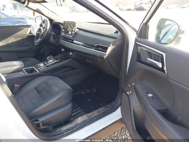 2023 MITSUBISHI OUTLANDER JA4J4UA88PZ025068 Photo 4