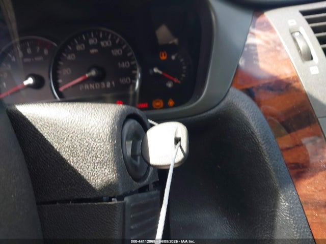 2010 CADILLAC DTS 1G6KD5EY5AU106126 Photo 10