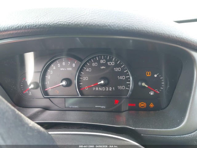 2010 CADILLAC DTS 1G6KD5EY5AU106126 Photo 6