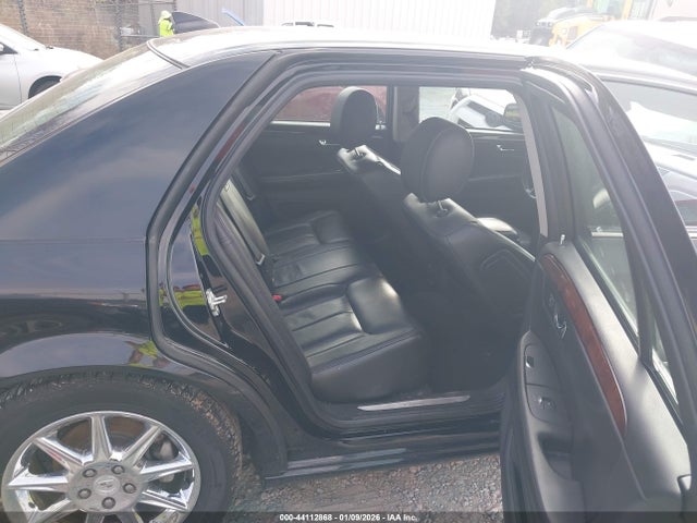 2010 CADILLAC DTS 1G6KD5EY5AU106126 Photo 7