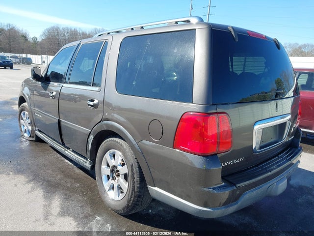 2006 LINCOLN NAVIGATOR 5LMFU28596LJ17067 Photo 2