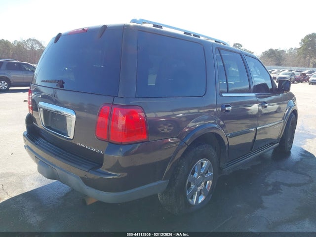2006 LINCOLN NAVIGATOR 5LMFU28596LJ17067 Photo 3