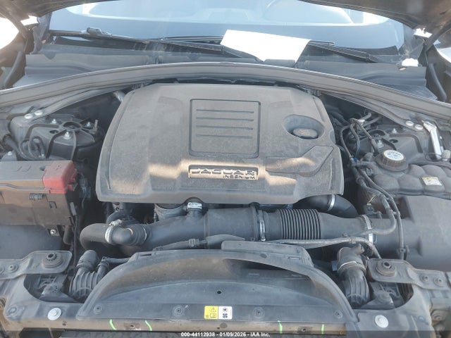 2020 JAGUAR F-PACE SADCJ2FX4LA623425 Photo 9