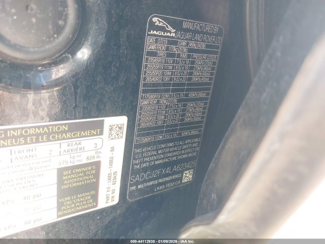 2020 JAGUAR F-PACE SADCJ2FX4LA623425 Photo 8
