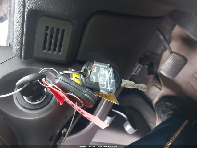 2008 FORD TAURUS X 1FMDK02W38GA12204 Photo 10