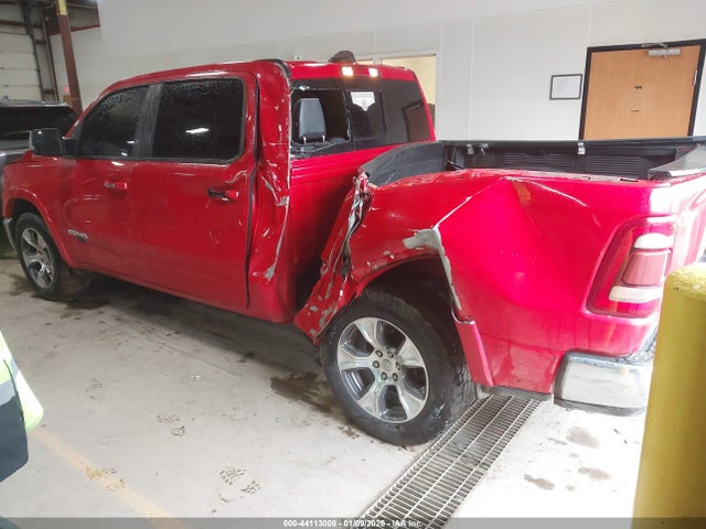 44113008 :رقم المزاد ، 1C6SRFJT1LN199343 vin ، 2020 Ram 1500 Laramie  4x4 5'7 Box مزاد بيع