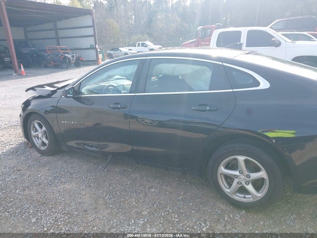 1G1ZC5STXHF262290 Chevrolet Malibu 1fl