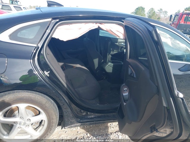 1G1ZC5STXHF262290 Chevrolet Malibu 1fl