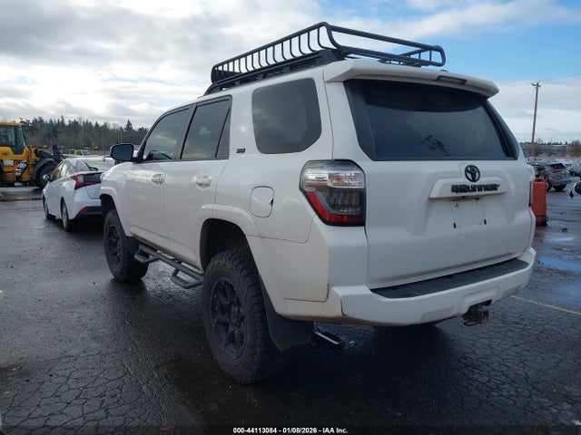 JTEBU5JR9J5530734 Toyota 4RUNNER SR5