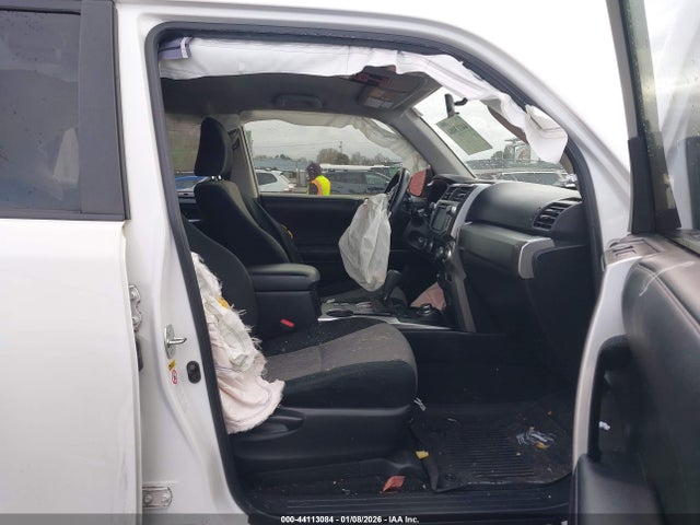 JTEBU5JR9J5530734 Toyota 4RUNNER SR5