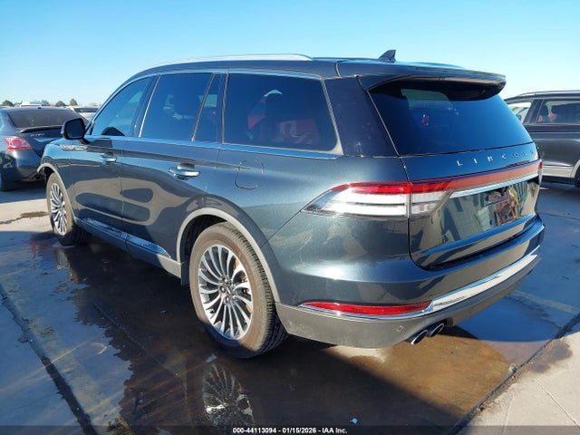 2021 LINCOLN AVIATOR 5LM5J7WC2MGL02604 Photo 2