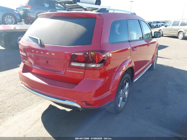 3C4PDCGB3FT606139 Dodge Journey Crossroad