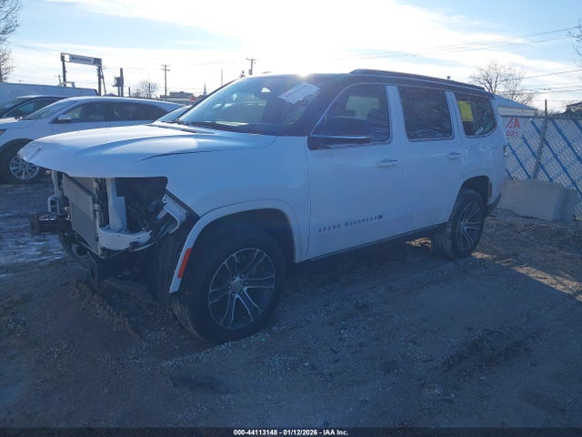 2023 JEEP GRAND WAGONEER 1C4SJVEJXPS569750 Photo 1