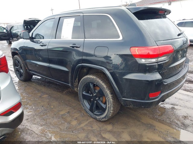 44113157 :رقم المزاد ، 1C4RJFAG0FC812859 vin ، 2015 Jeep Grand Cherokee Altitude مزاد بيع