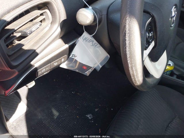JTDKBRFUXJ3064371 Toyota Prius Two