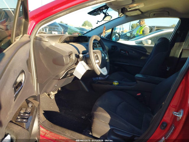 JTDKBRFUXJ3064371 Toyota Prius Two