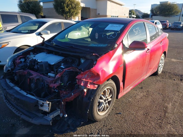 JTDKBRFUXJ3064371 Toyota Prius Two