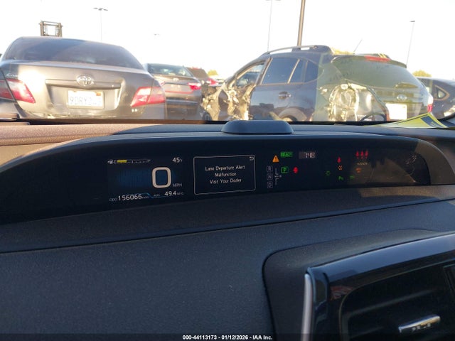 JTDKBRFUXJ3064371 Toyota Prius Two