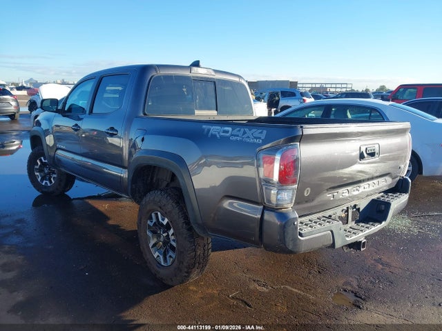 2020 TOYOTA TACOMA 5TFCZ5AN1LX230197 Photo 2