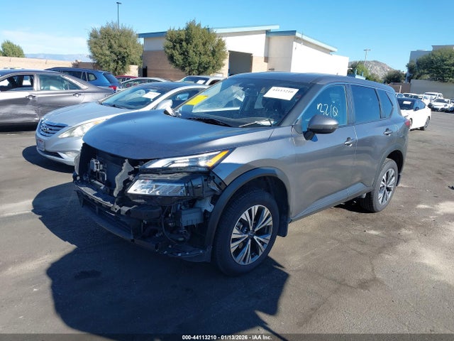 JN8BT3BA9PW408547 Nissan Rogue Sv Fwd