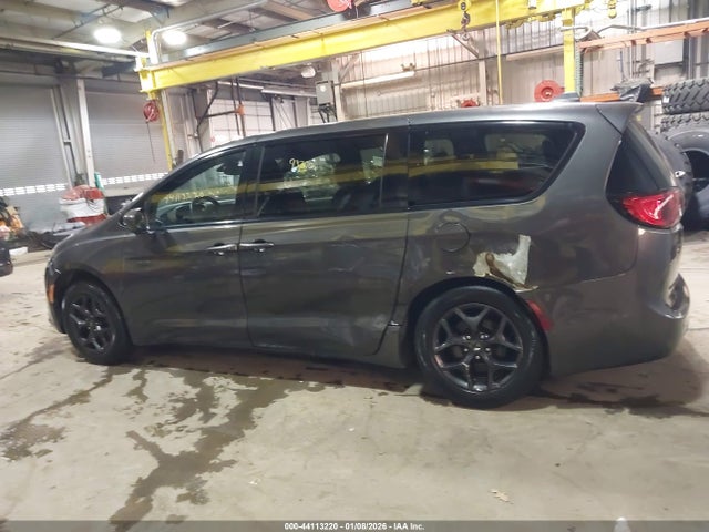 Chrysler Pacifica Touring 2020 2C4RC1FG2LR129179 Image 14
