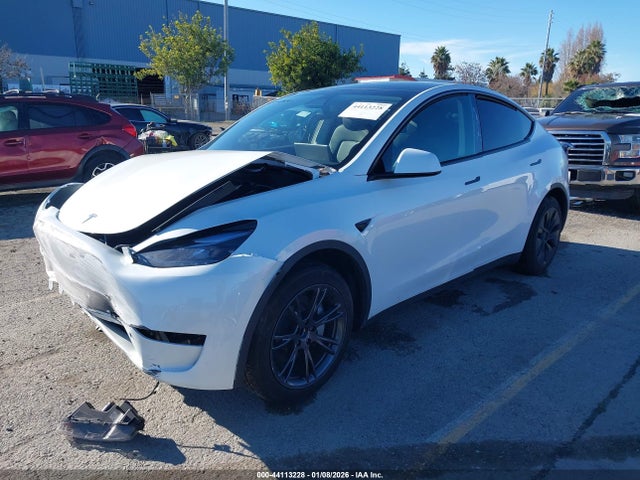 2025 TESLA MODEL Y 7SAYGDED4SF277310 Photo 1