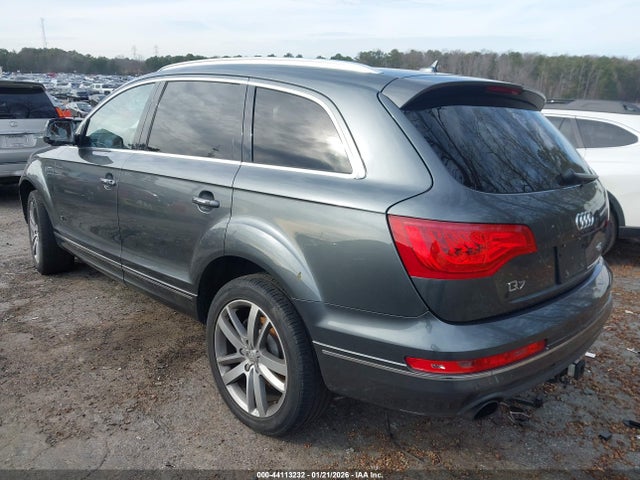 2015 AUDI Q7 WA1LGAFE0FD018365 Photo 2