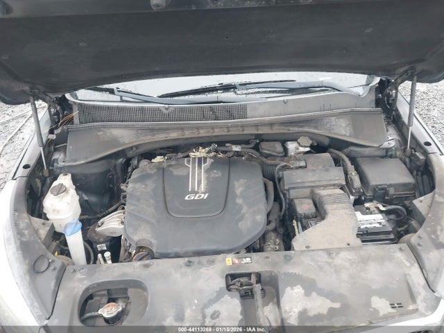 5XYPGDA53GG131679 KIA Sorento 3.3l Lx