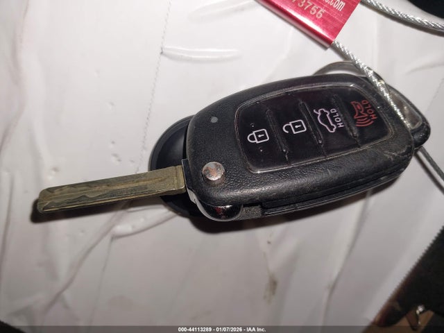 5NPE24AF4KH818718 Hyundai SONATA SE