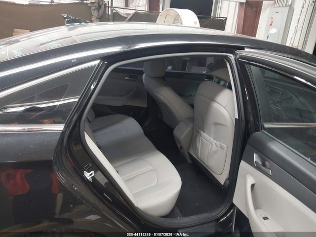 5NPE24AF4KH818718 Hyundai SONATA SE