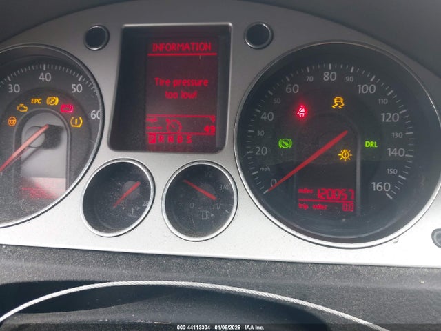 2008 VOLKSWAGEN PASSAT WVWAK73C58P042907 Photo 6