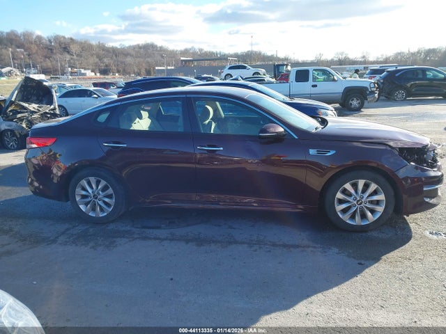 44113335 :رقم المزاد ، 5XXGT4L34JG267659 vin ، 2018 Kia Optima Lx مزاد بيع